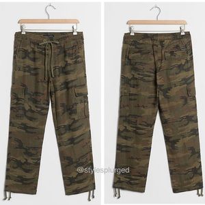NWOT ANTHRO Sanctuary Carefree Cargo Pants (camo print) size SP